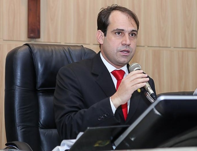Salmito Filho abre os trabalhos da CMF e agenda votação do novo texto da LUOS