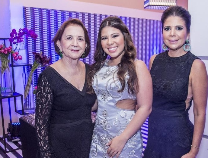 Lenita lança coleção Latina nesta quinta-feira