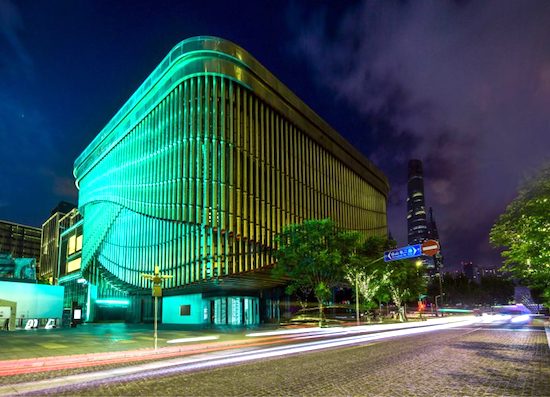 Tiffany & Co. celebra seu legado com exposição inédita em Xangai