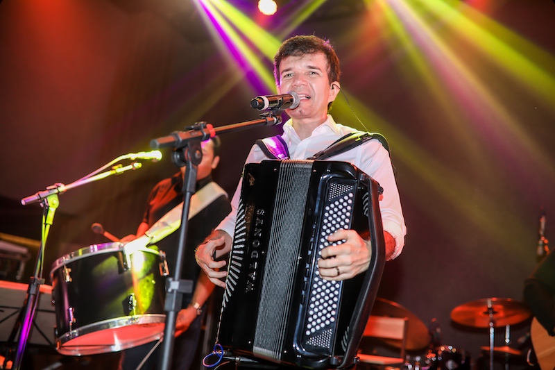 Show de Waldonys abre as comemorações dos 5 anos do Shopping RioMar. Vem pra festa!