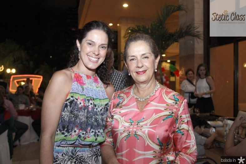 Julinha Gurjão e Tida Leal brindam a chegada do Natal