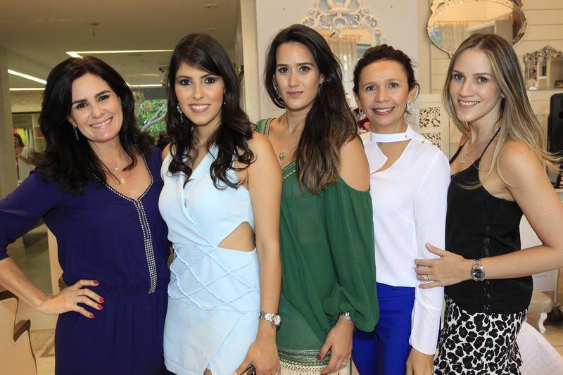 merry christmas - Conceição Garcez e Márcia Feitosa realizam a terceira edição do ‘Natal entre amigas’ em sua Carpe Diem