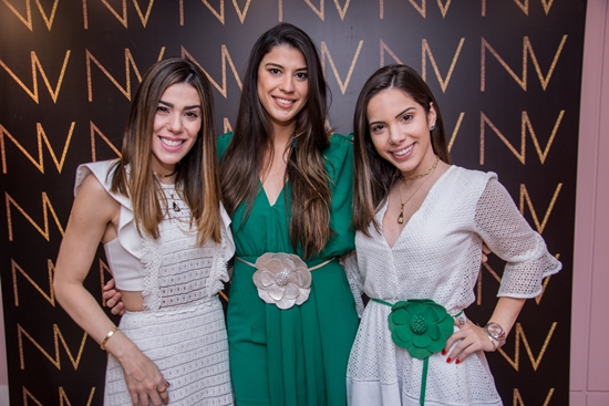 Manoela Pimenta recebe amigas e clientes durante tarde animada na NV por Nicole Vasconcelos