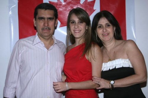 Joao, Talita e Marcia Pontes