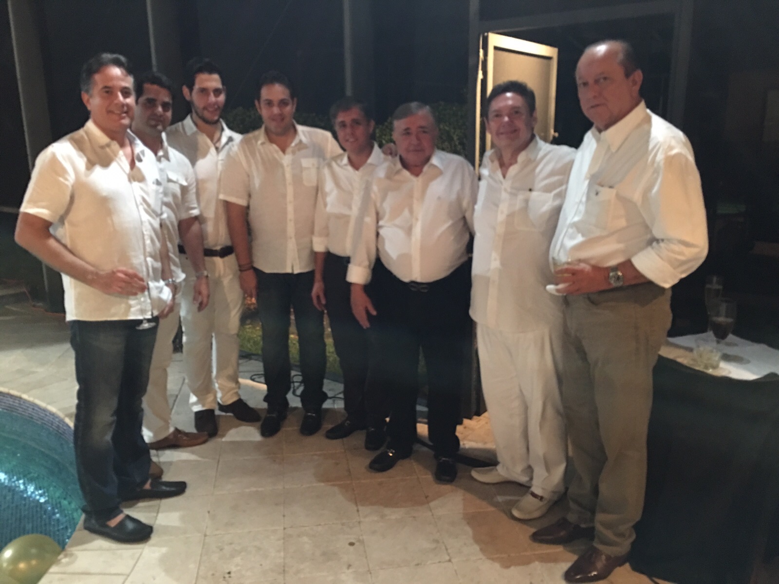 Ivens Dias Branco Jr. pilota ceia de Réveillon, em Orlando