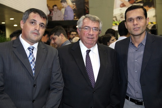 Posse da nova diretoria da AJE movimenta a Fiec