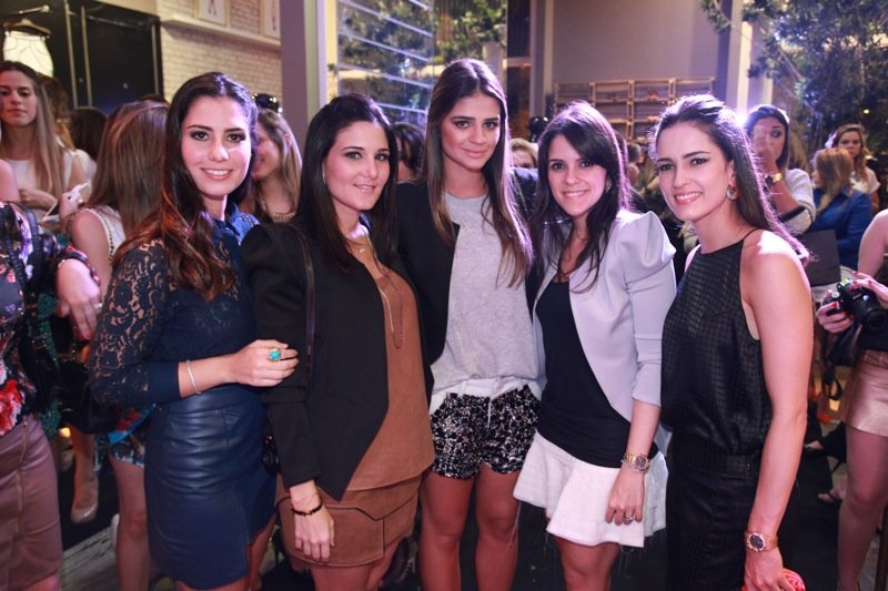 Uliana e Tatiana Machado pilotaram o desfile da Coleção Outono Inverno 2012 Anamac