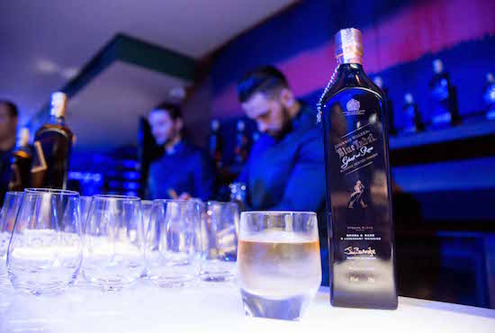 Johnnie Walker lança edição especial com whiskies “fantasmas”