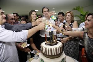 Camilo Santana comemora nova idade!