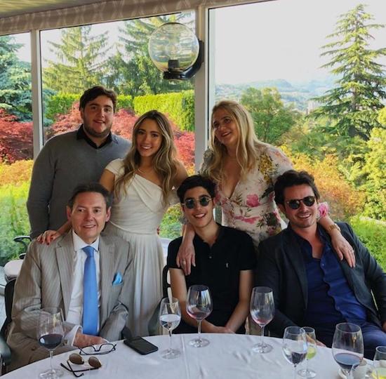 Lissa Dias Branco se forma na TASIS, na Suíça