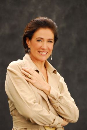 Fortaleza lança promoção com Lilia Cabral