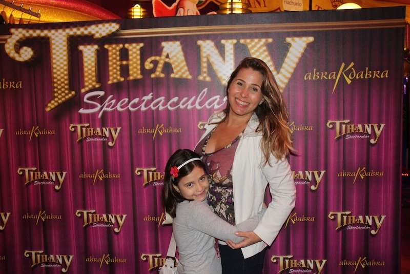 Famosos prestigiam estreia do Circo Tihany Spetacular