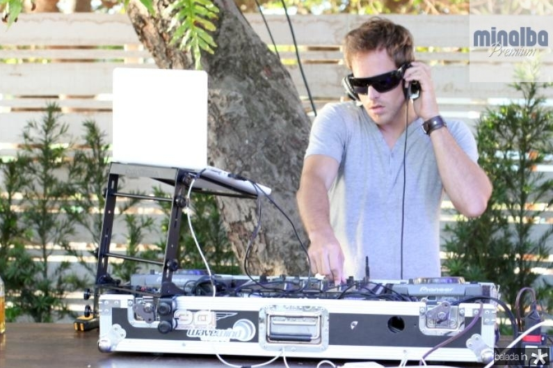 Hoje pode! Colosso arma sunset da Independência