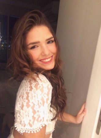 Giovanna Freund Bezerra comemora seus 15 anos em festão na CASACOR Ceará