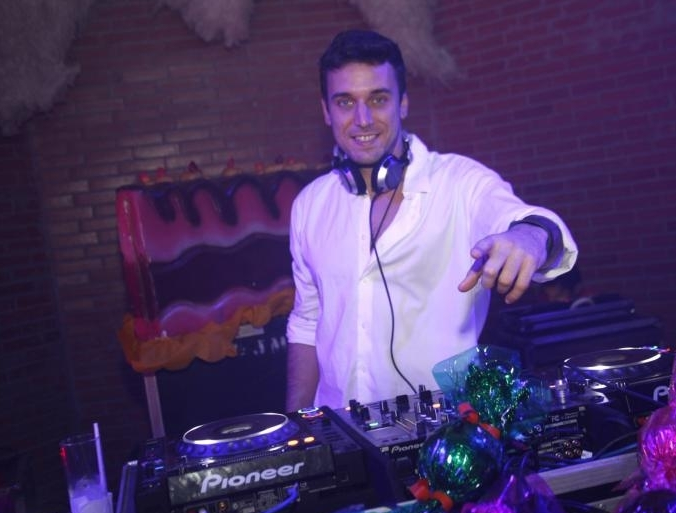 Dudu Pacheco convoca DJs locais e arma auê na Pink Elephant