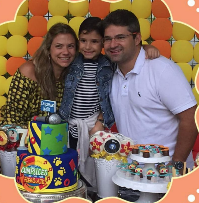 Vanessa e Mário Queirós festejam os 7 anos de Deusmar Neto