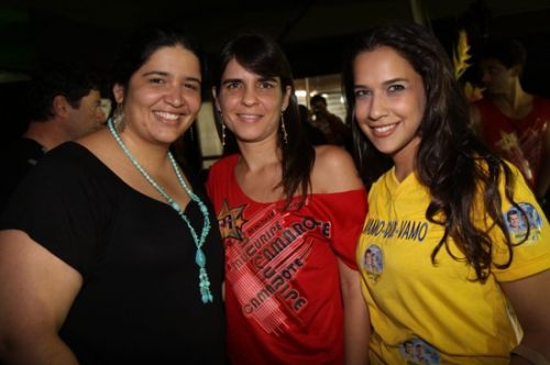 Manoela Macedo, Rochele Martins e Lara Fiuza