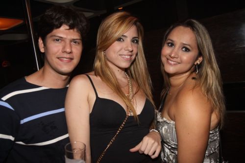 Victor Figueiredo, Greicy Feijao e Giselle Frota