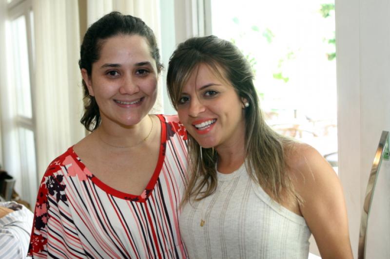 Liana Mara e Carolina Oliveira
