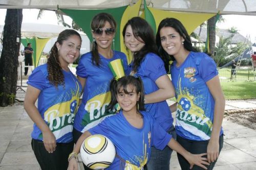 Ligia Falcao, Nathalia Ocine, Renata Amaro, Mariane Alves e Ana Julia
