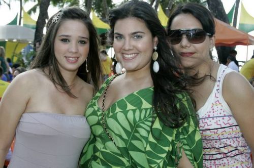 Natalia Sampaio, Isabela Meireles e Ivina Novaes