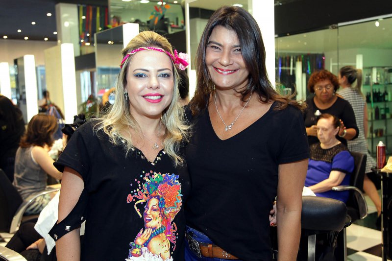folia fashion! - Cinthya Gomes arma pré-carnaval no Donna Salon