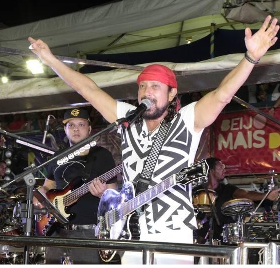 Vai correr atrás do trio de Bell Marques?