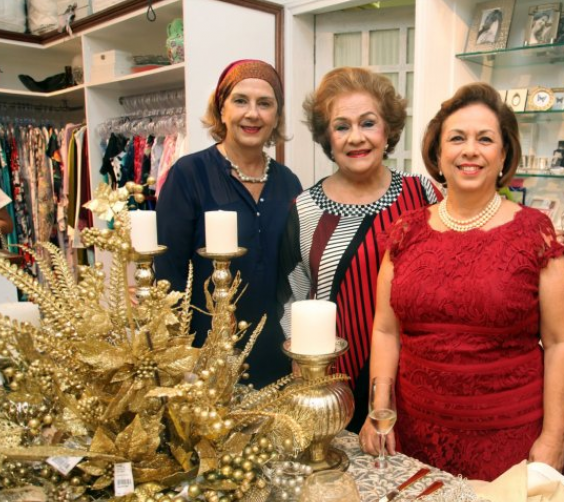 Tida Leal e Júlia Gurjão comemoram os 30 anos da Nuage Maison