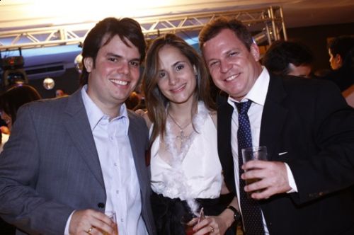 Thiago e Maria Barroso e Mano Padilha
