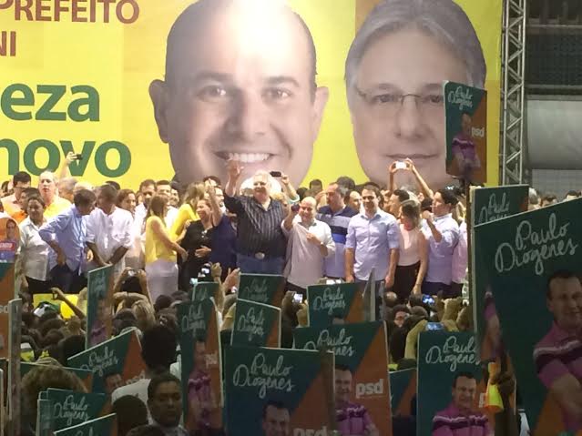 Roberto Cláudio oficializa candidatura para prefeitura de Fortaleza