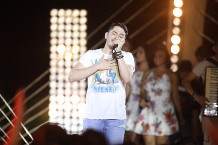 Quer saber onde Jonas Esticado faz show na véspera do feriadão?