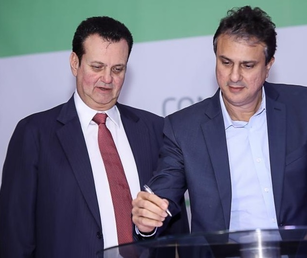 Camilo Santana assina projeto de lei da ordem de R$ 31 milhões