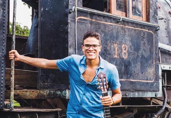 Marcos Lessa faz show em homenagem a Evaldo Gouveia