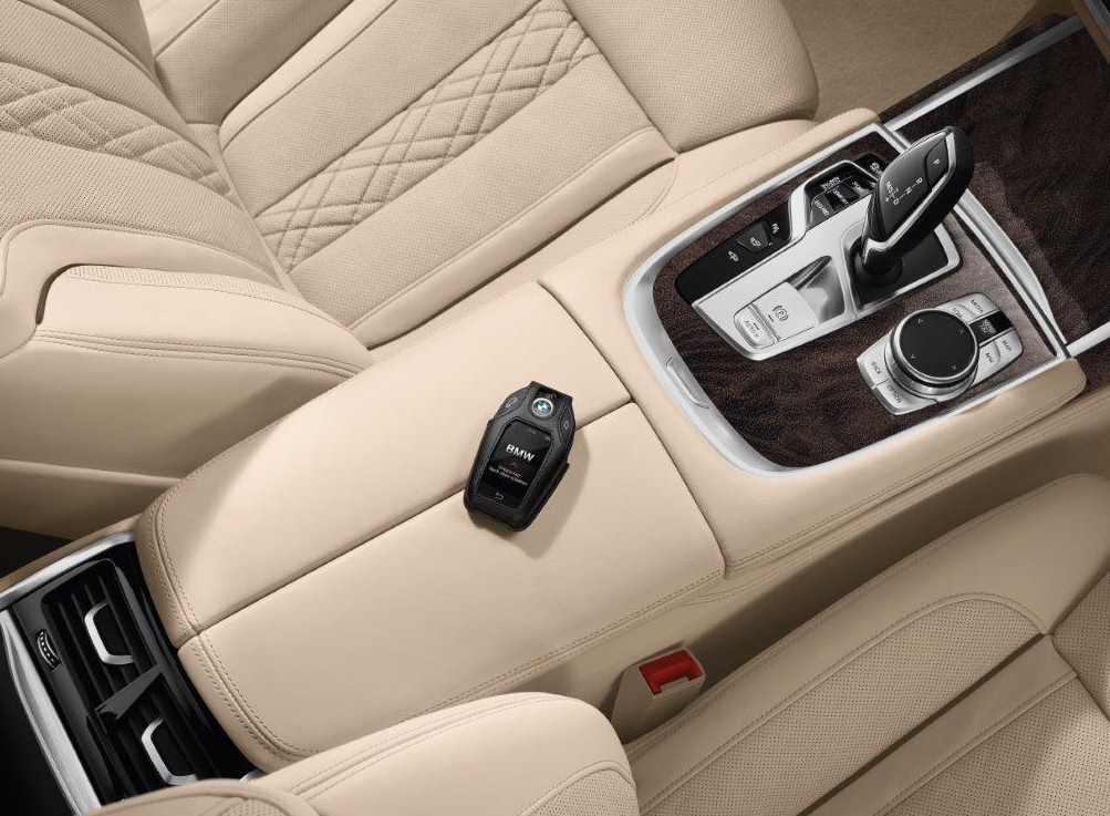 Montblanc Apresenta a BMW Special Edition