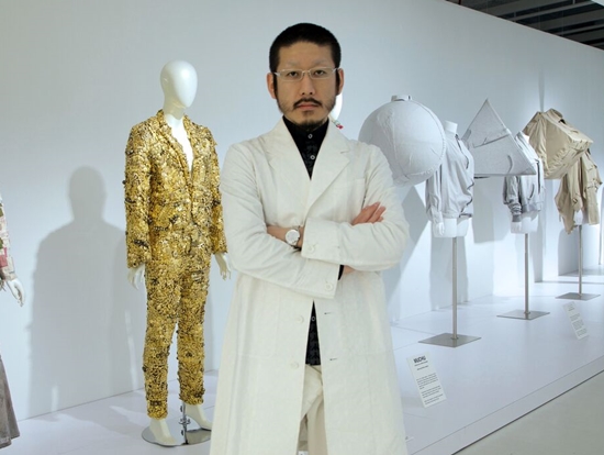 Kunihiko Morinaga apresenta o universo da moda do futuro na Japan House São Paulo