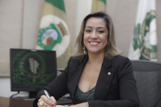 Solenidade marca novo mandato de Andréa Coelho