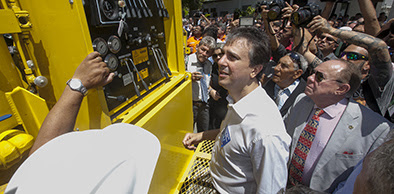 Governador reúne autoridades e sociedade civil para apresentar ações de segurança hídrica