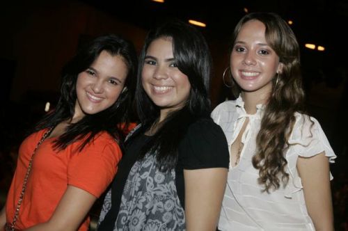 Sarah Oliveira, Isabela Mota e Emanuelle Rezende