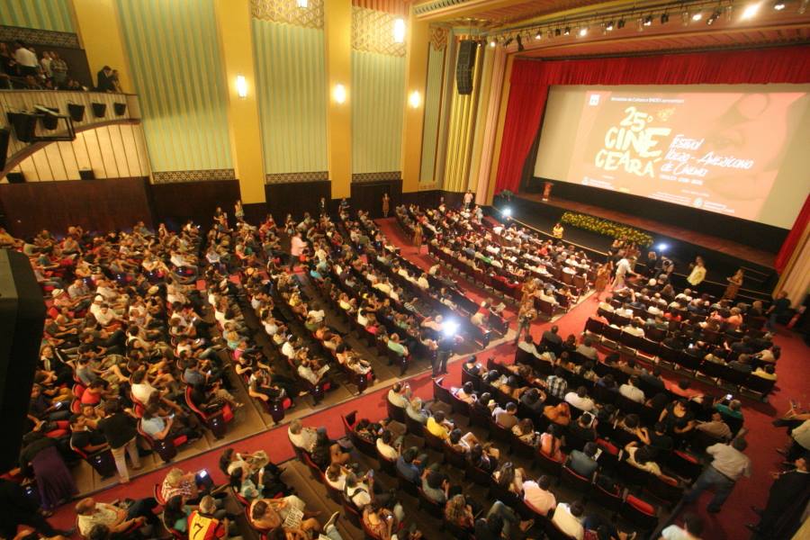 Cineteatro São Luiz inicia 2016 com programação infantil e maratona de filmes