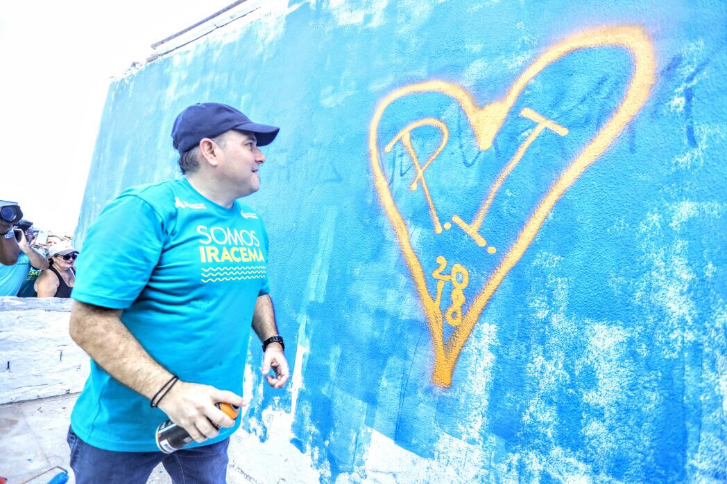 Roberto Cláudio abre as atividades que marcam o início do Plano de Requalificação da Praia de Iracema