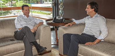 Camilo Santana recebe o ministro das Cidades e faz balanço de obras