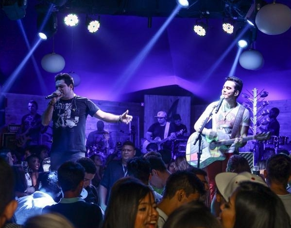 Luis Marcelo e Gabriel prometem muito agito durante as terças-feiras das férias!