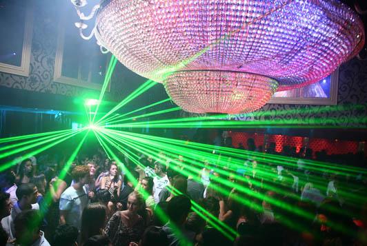 Grupo GV firma parceria com Adore