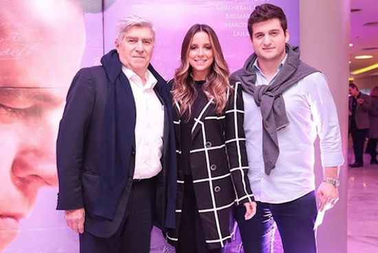 Fernanda Levy, Amarílio e Omar Macêdo na pré-estreia de “Divaldo, o mensageiro da paz”