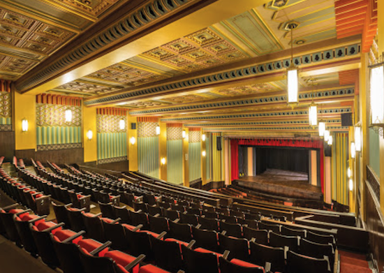 Noite de premiação do 29º Cine Ceará movimenta o Cineteatro São Luiz