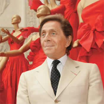 Extra! Extra! Valentino inaugura a primeira loja no Brasil