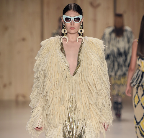 Iódice e Giuliana Romanno brilham na passarela do SPFW