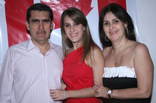 Joao, Talita e Marcia Pontes 
