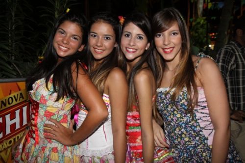 Lara, Talita Travessoni, Manoella Gladstone e Raiane Maranhão