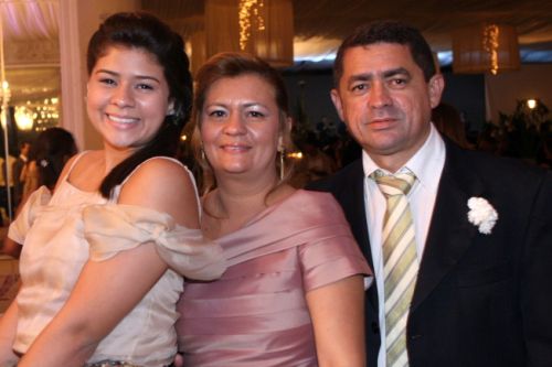 Karina, Marcia e Jose Alves